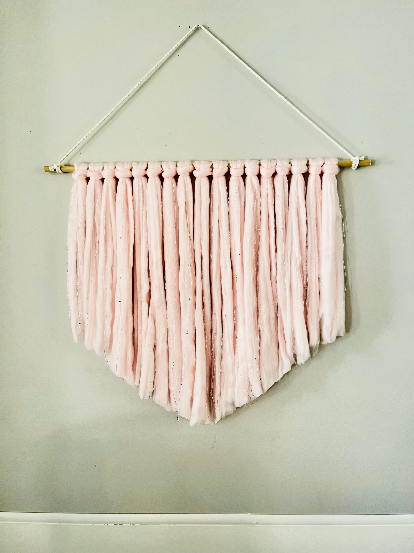 “Princesa” Blush Pink Silver Threaded Wool Roving Wall Hanging